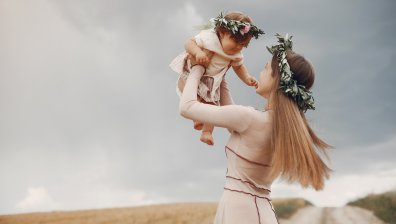 Зодиите, които се справят по-добре като майки, вместо като дъщери