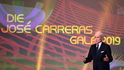 Съседи на Хосе Карерас се насладиха на изпълненията му от балкона (+Видео)