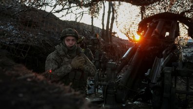 Русия забавя настъплението, но надеждите за мир са илюзия