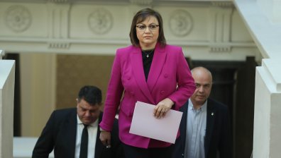 Нинова: ПП-ДБ и ГЕРБ допуснаха Пеевски да стане формален премиер