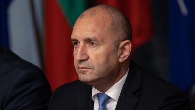 Архитектурата за сигурност се разпада пред очите ни, алармира Румен Радев