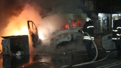Гледат мярката на задържания за палежа на полицейски бус Стефан Шикеров
