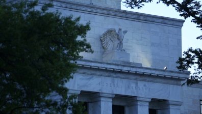 Пазарите уплашиха ФЕД