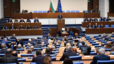 НС прие поставянето на автоматични дефибрилатори на публични места