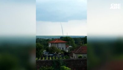 Нетрадиционно явление: Смерч се образува в Северна България