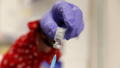 Ваксините на BioNTech/Pfizer и Moderna - ефикасност, сигурност и неизвестни