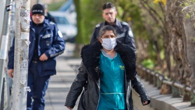 Трябва ли да бъдат блокирани ромските махали в борбата с Ковид-19?