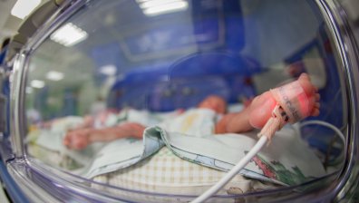 Секцио вместо нормално раждане - все по-предпочитано заради кариерата и звездите