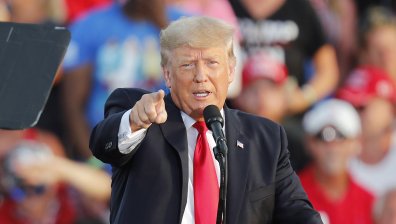 Тръмп прогнозира: САЩ ще бъдат унищожени, ако демократите останат на власт