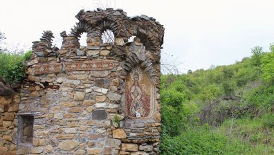 &bdquo;Колела&ldquo; с авторска поредица за забравените манастири и храмове у нас