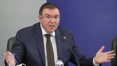 Ангелов: Отваряме ресторантите, псевдоавторитети разпространяват лъжи
