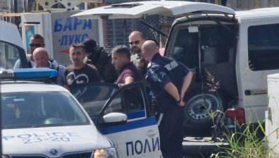 Обвиняват стрелеца от Стара Загора в опит за убийство на двама души