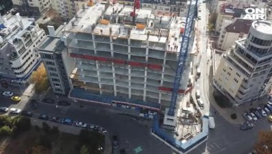 ДНСК спря строежа на небостъргача "Златен век"