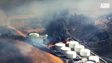 Пожар в петролни хранилища край Сан Франциско (Видео)