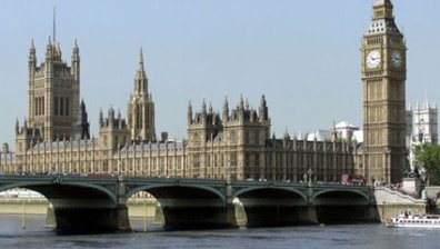 Опровергаха се очакванията за наплив на имигранти на Острова