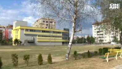 Биха с бухалки ученици във В. Търново заради любовна драма?