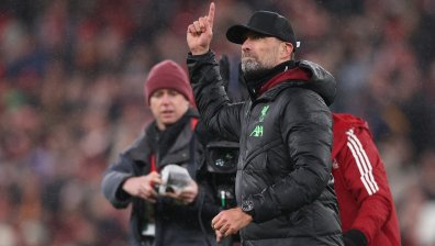 Клоп сипе суперлативи след победата: Сензационен мач, шоуто ще продължи