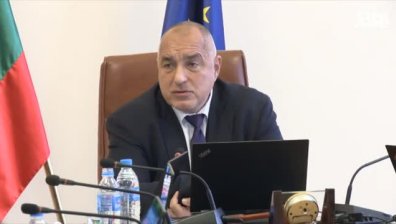 На фона на протестите: Премиерът изтъкна постиженията на властта
