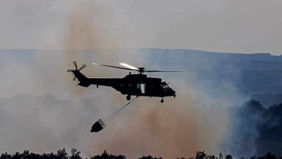 Пожарът в Родопите продължава да гори, изпепели над 500 декара гора