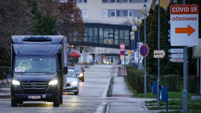 Словакия изнемогва срещу Ковид-19 - извънредно положение до 28 април