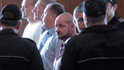 Съдът гледа искането на Цацаров за осъдените полицаи по делото "Чората"
