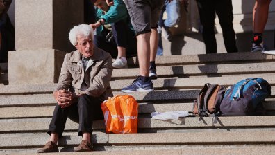 Монетата с Паисий Хилендарски доведе до истинска лудост пред БНБ