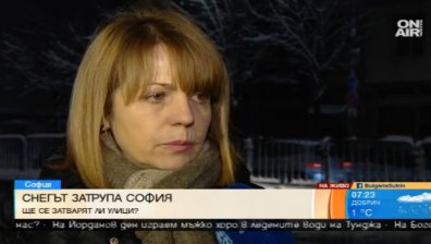 Снегорините започнаха работа, с приоритет са улиците на градския транспорт