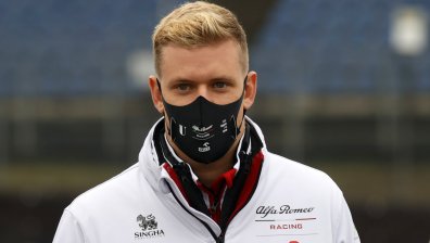 Мик Шумахер: Нямам против да ме сравняват с татко, той е най-добрият