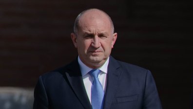 Остана ли Румен Радев неразбран за референдума за еврото?