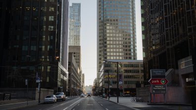 Строг локдаун: В Онтарио излизат от вкъщи само по уважителни причини