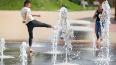 Седмицата започва с горещо време, термометрите се нажежават до 40°