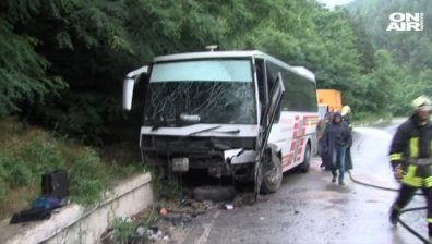 Тежка катастрофа край Добринище - петима са ранени