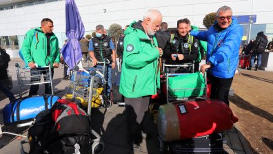 Полярниците ни отплават на експедиция до остров Ливингстън от Варна