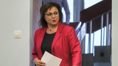 Нинова: Битката сега е между ПП-ДБ и ГЕРБ, но те са едно и също