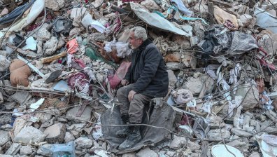 Жертвите в Турция и Сирия надхвърлиха 41 000, разрушават негодни сгради
