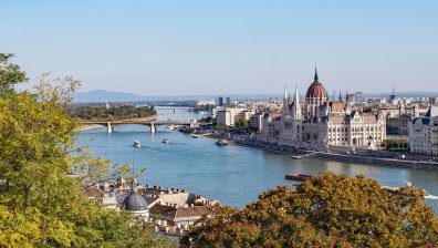 Унгария и България обсъдиха "зелени коридори" за преболедували и ваксинирани