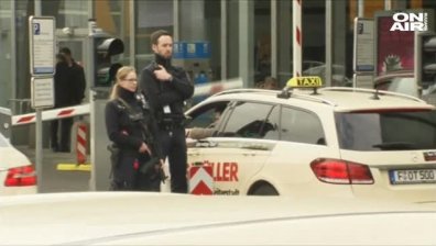Стачка на охранители блокира летището в Барселона