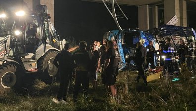 Разлято масло на пътя е причината за фаталния инцидент с автовоза