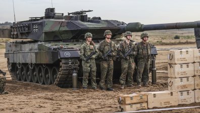 Радост за Киев: Германия няма да блокира изпращането на танковете "Леопард 2"