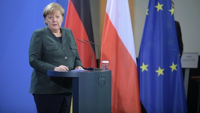 На изпроводяк: Меркел налага ограничения на неваксинираните