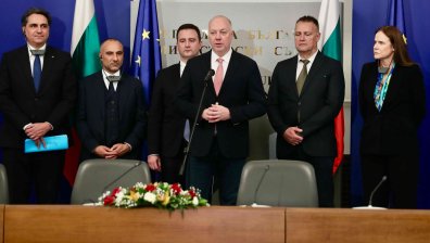 БЕХ се включва в проучването на нефт и газ в Черно море (СНИМКИ)