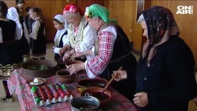 Велики четвъртък е: Алтернативните начини да боядисваме яйца