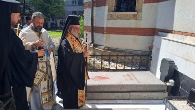 Отслужиха панихида в памет на митрополит Панкратий