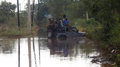 Ураганът "Мелиса" опустошава Карибите: Ямайка е под вода, хаос в Куба, Бахамите и Доминикана