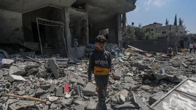 Боец на "Хизбула" и две сирийски деца загинаха при израелски удари