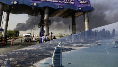 Плаж, ракети, самолети на изчакване за безопасно небе - Дубай днес (СНИМКИ)