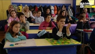 Петима кандидат-първолаци се борят за едно място в елитно училище