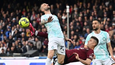 "Интер" и "Милан" се издъниха със слабаци в битката за Топ 4