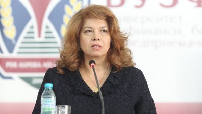 Йотова не вярва, че ще се стигне до скъсване на дипломатическите отношения с Русия