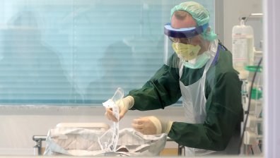 Германка с Ковид-19 "прескочила трапа" след 13 дни в кома